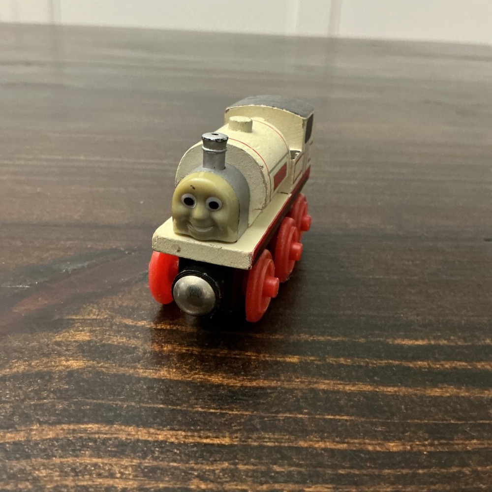 Thomas & Friends Stanley Wooden Railway Engine White Red Magnetic Train Toy